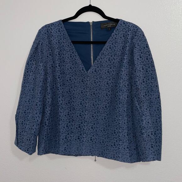 HILTON HOLLIS Blue Lace Top Size L - Picture 1 of 7